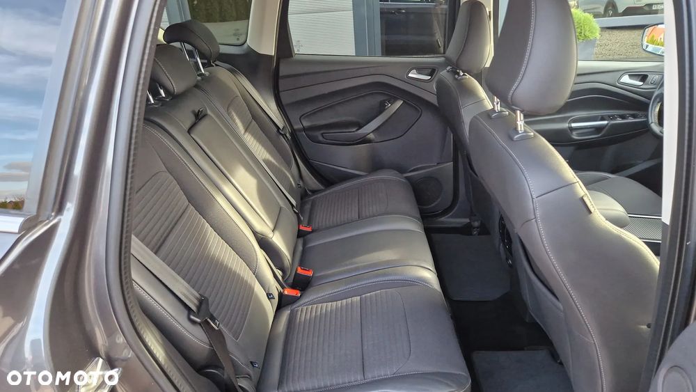 Ford Kuga 2.0 TDCi 4x4 Titanium - 22