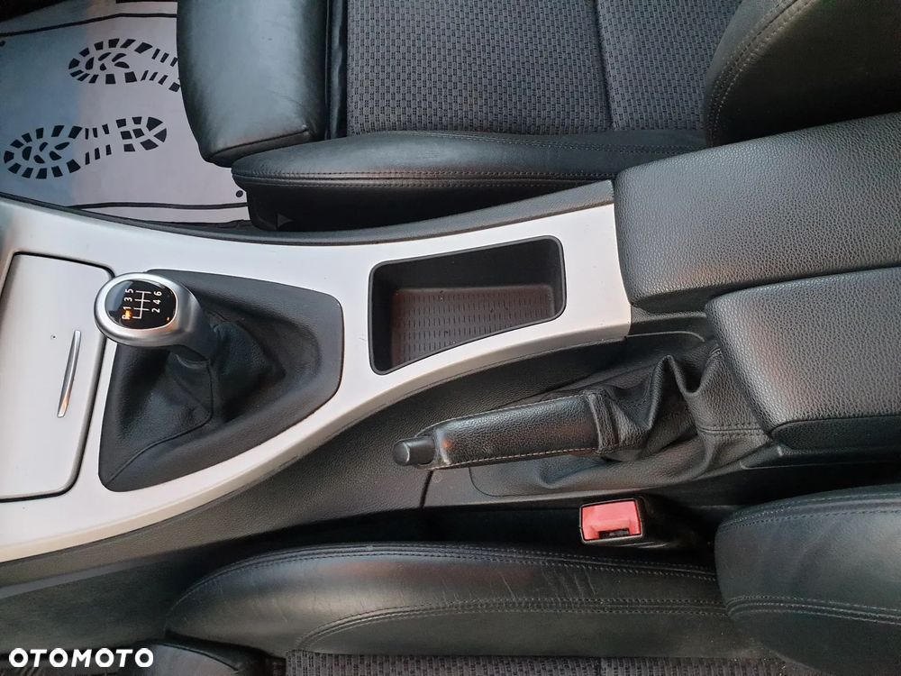 BMW Seria 3 320i Edition Lifestyle - 21