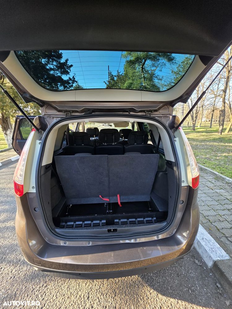 Renault Grand Scenic - 5