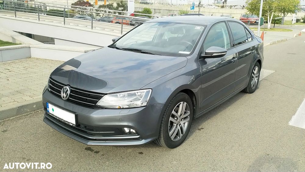 Volkswagen Jetta 2.0 TDI Comfortline - 2