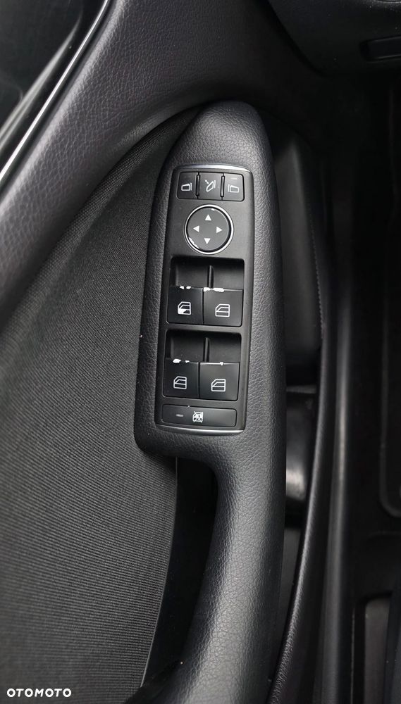 Mercedes-Benz Klasa B 180 CDI BlueEFFICIENCY Edition Style - 27