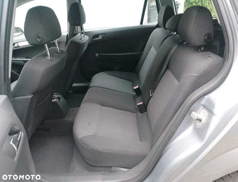 Opel Astra 1.6 Easytronic NAVI - 13