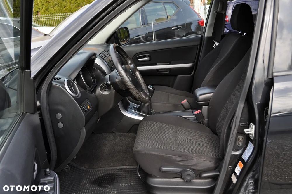 Suzuki Grand Vitara 2.0 Comfort - 13