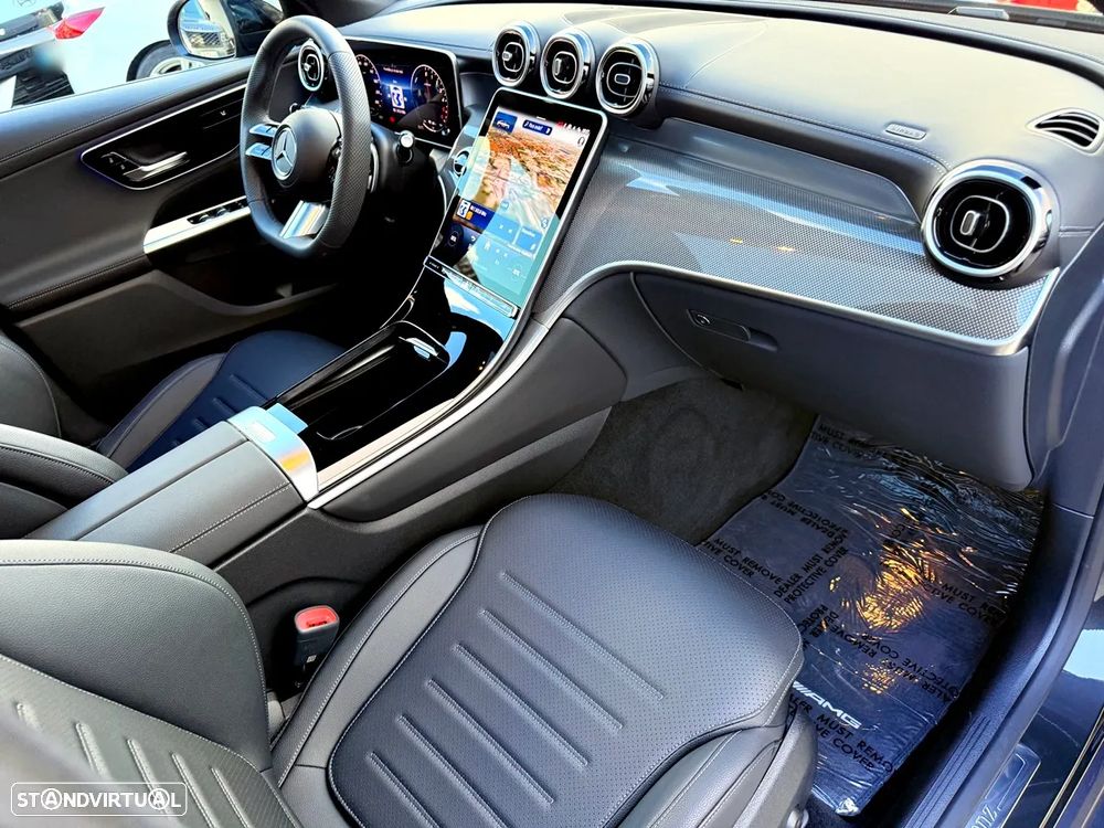 Mercedes-Benz GLC 300 de Coupe 4Matic - 25