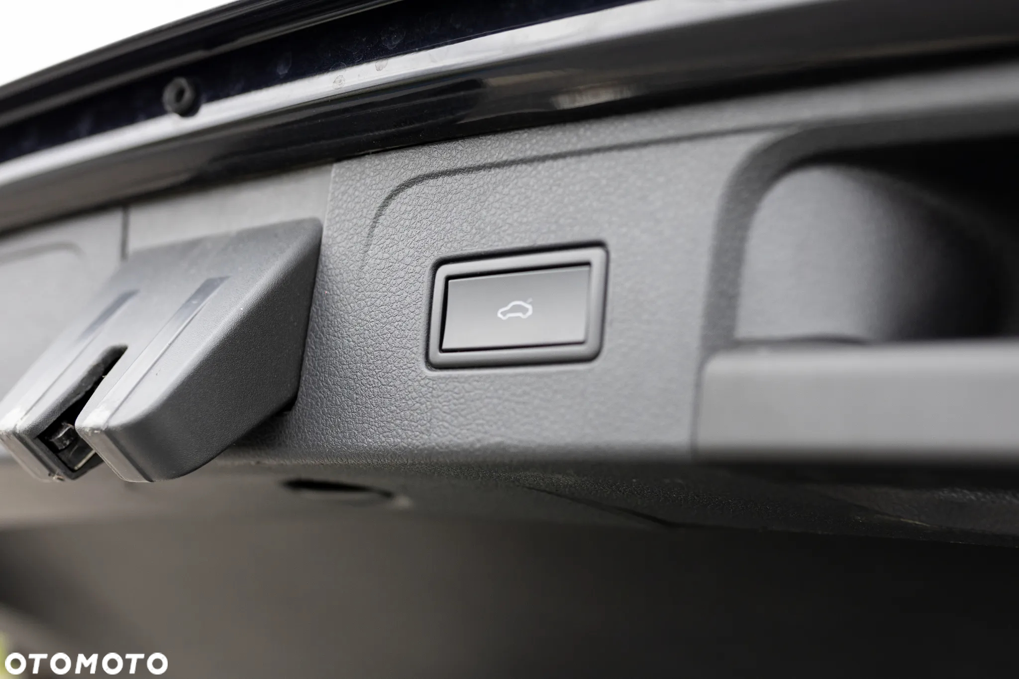 Volkswagen Passat - 25