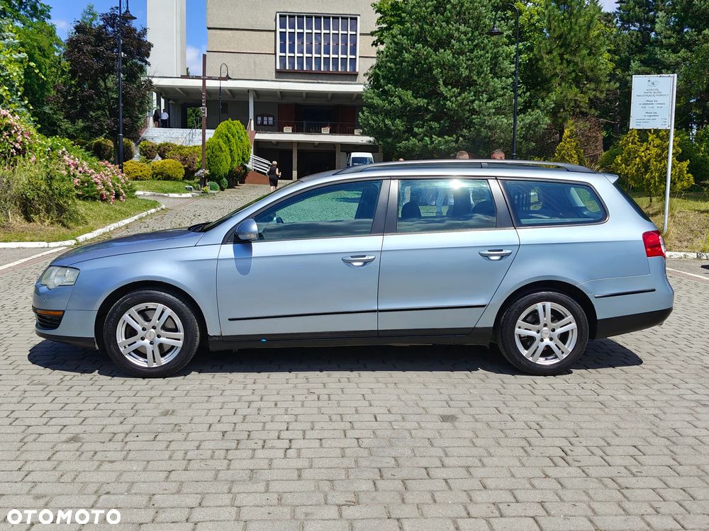 Volkswagen Passat Variant 2.0 Highline - 4