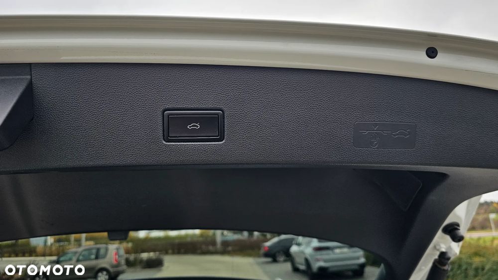 Volkswagen T-Roc 1.5 TSI GPF ACT Premium DSG - 24