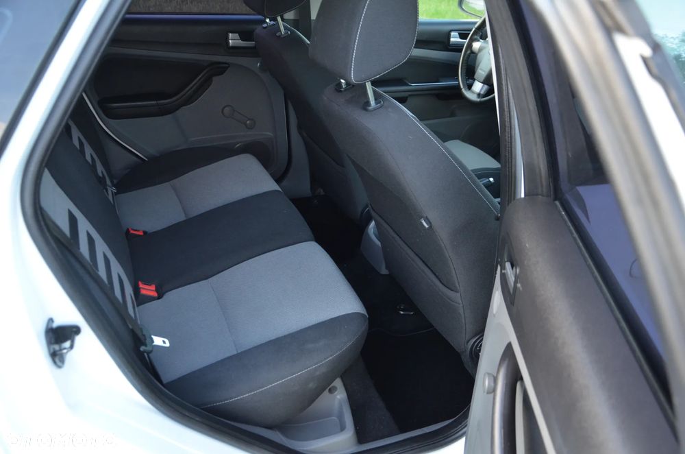 Ford Focus - 9