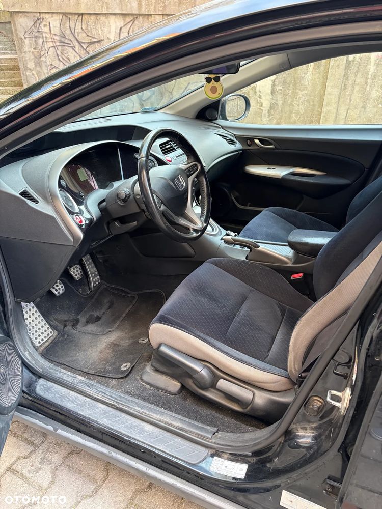 Honda Civic 1.8 Sport - 8