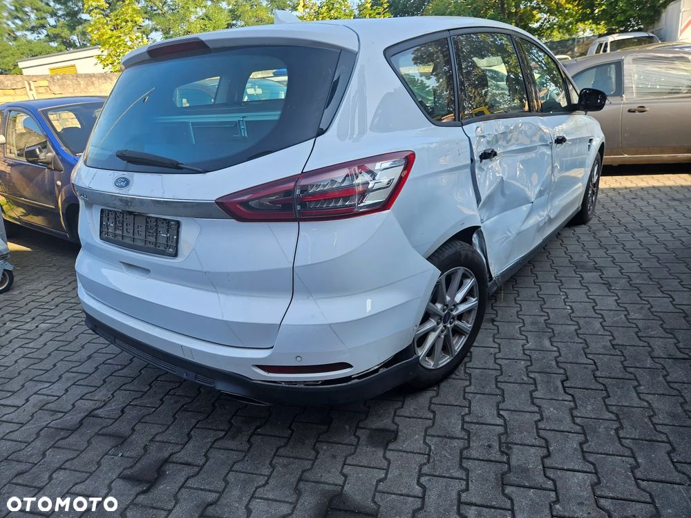 Ford S-Max - 4