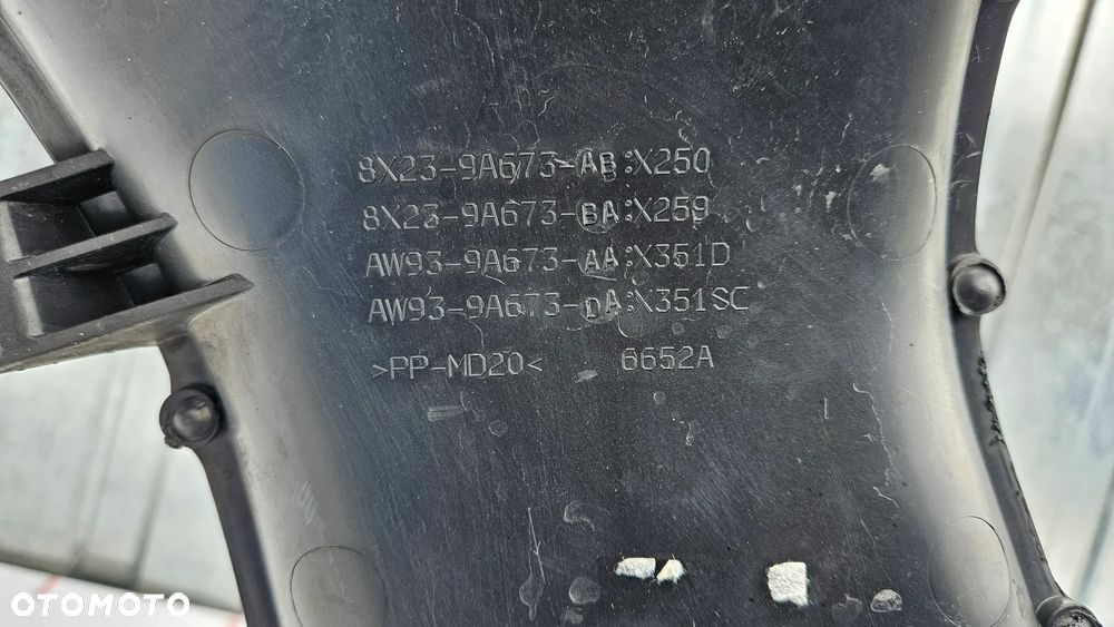 Jaguar XJ 351 3.0D Obudowa filtra powietrza z dolotem 8X23-9A673-AB 4R83-9600-AF Przepływomierz powietrza z kostką 4R8Q-12B579-AC - 8