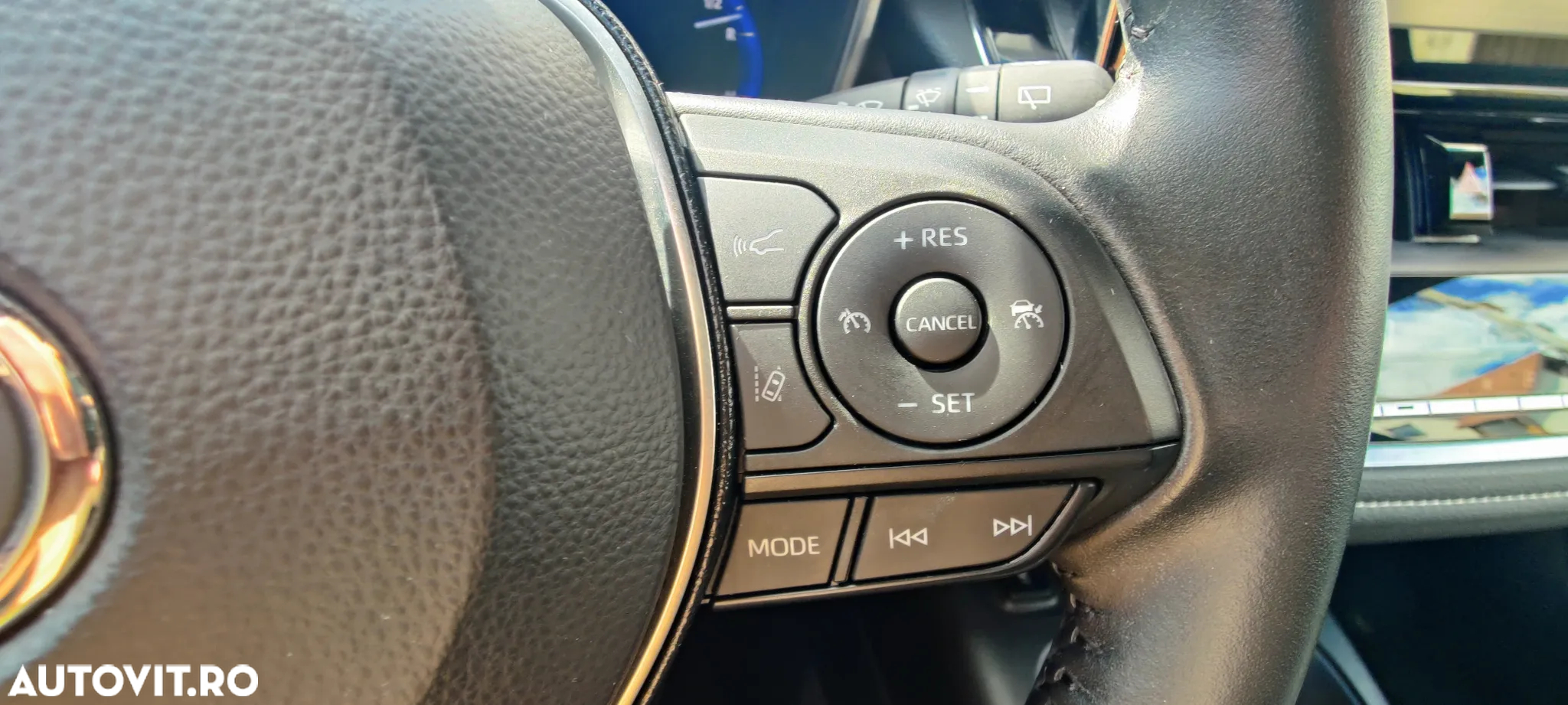 Toyota Corolla 1.8 HSD Dynamic - 10