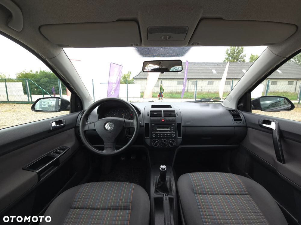 Volkswagen Polo 1.2 Trendline - 27