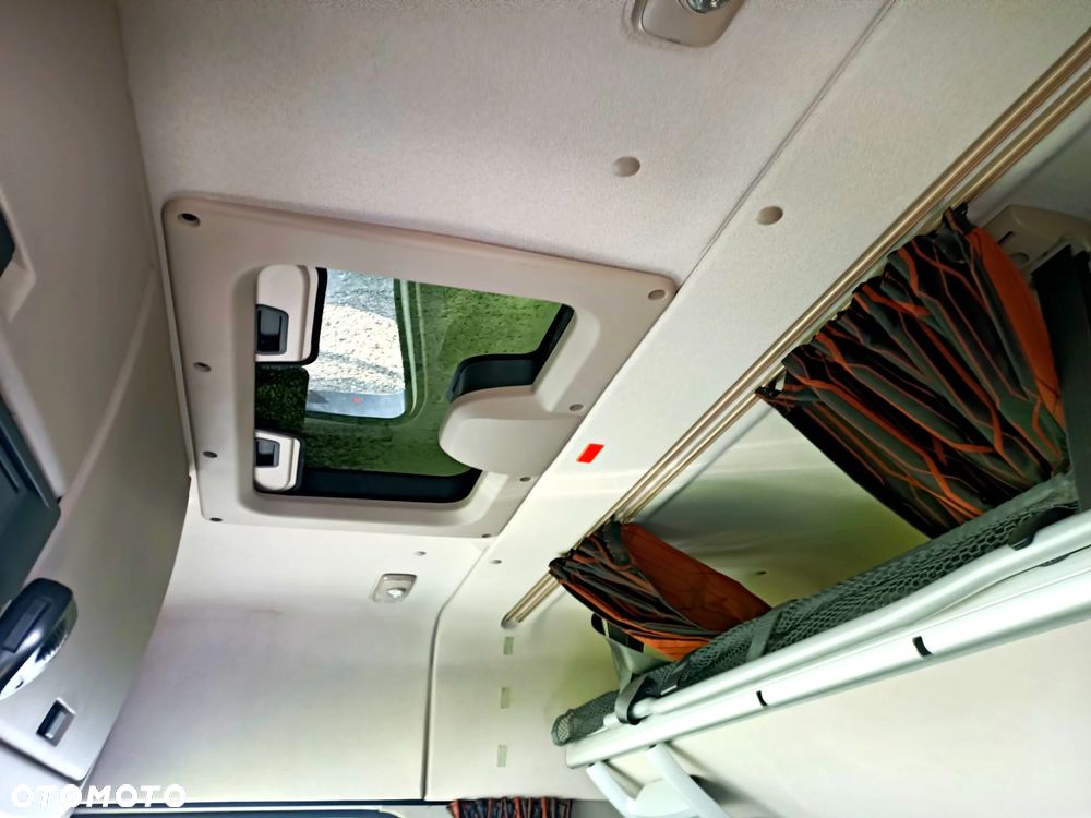 DAF XF450 6x2 Hakowiec Pod kontener 750cm - 25