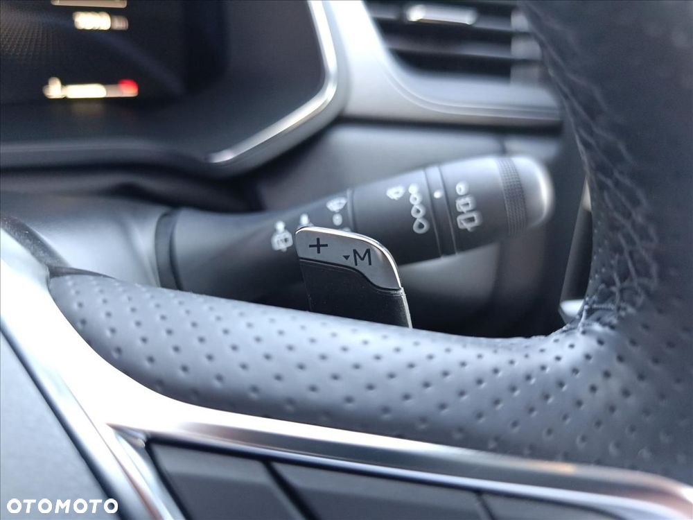 Renault Captur 1.3 TCe mHEV Techno EDC - 22