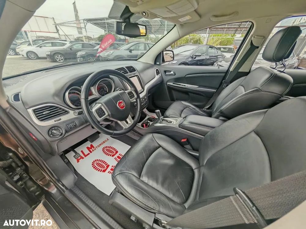 Fiat Freemont 2.0 Multijet 16V DPF Automatik Allrad Black Code - 3