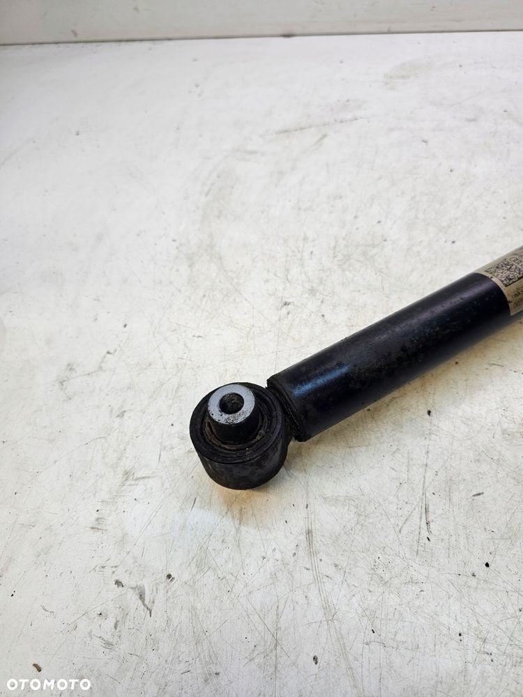 AMORTYZATOR LEWY PRAWY TYŁ AUDI A4 B9 8W0513035AD - 2