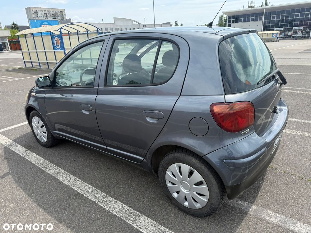 Toyota Yaris 1.0 Sol - 5