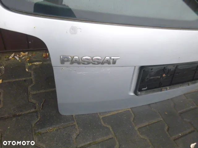 KLAPA TYŁ TYLNA KOMPLETNA VOLKSWAGEN PASSAT B5 KOMBI 96-00 KOLOR LB7Z - 9