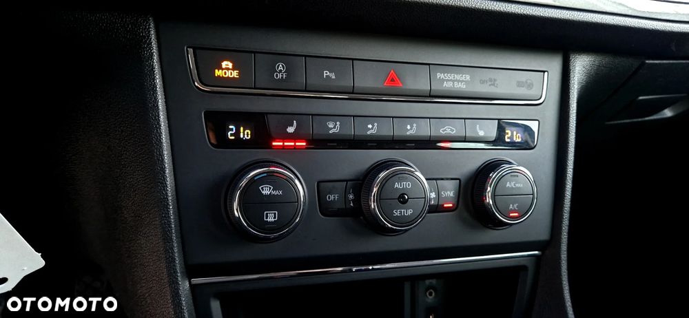 Seat Leon 2.0 TDI DSG FR - 33