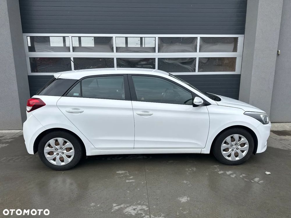 Hyundai i20 ver-1-4-classic-plus - 7