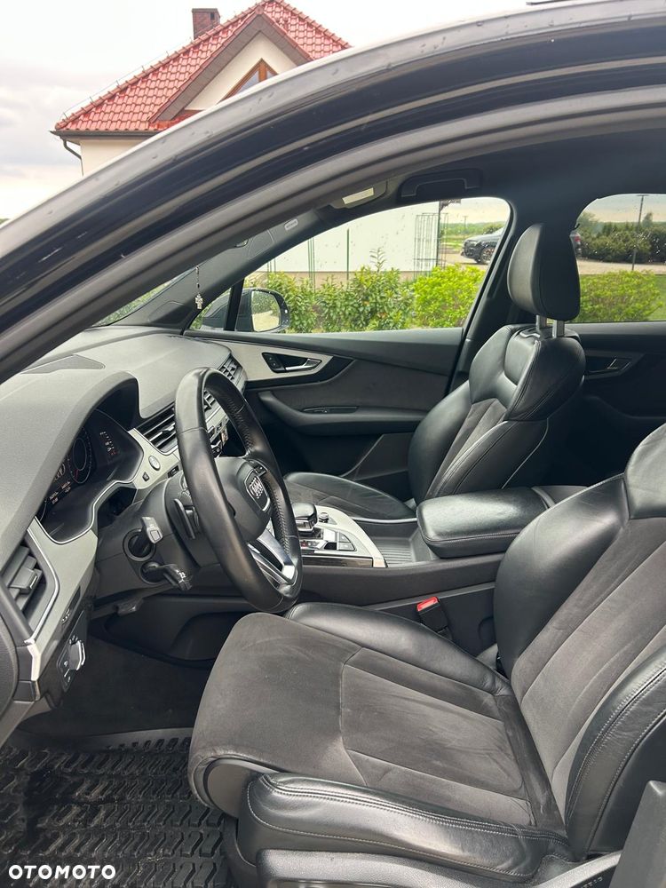 Audi Q7 - 15