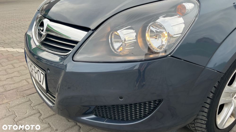 Opel Zafira - 19