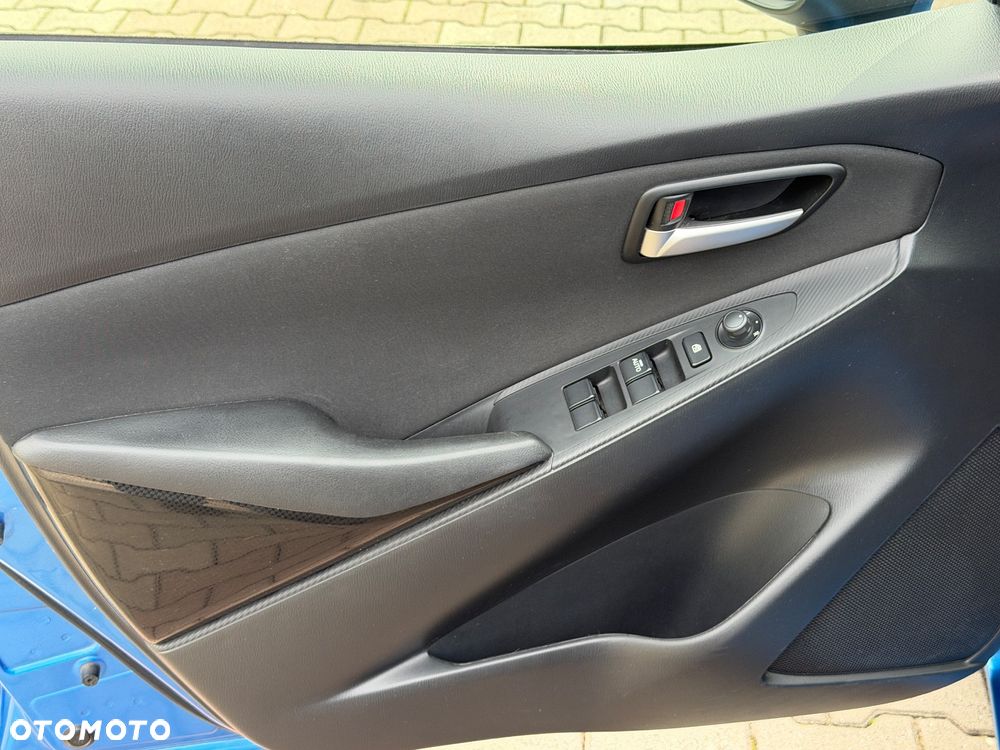 Mazda 2 SKYACTIV-G 90 Exclusive-Line - 32