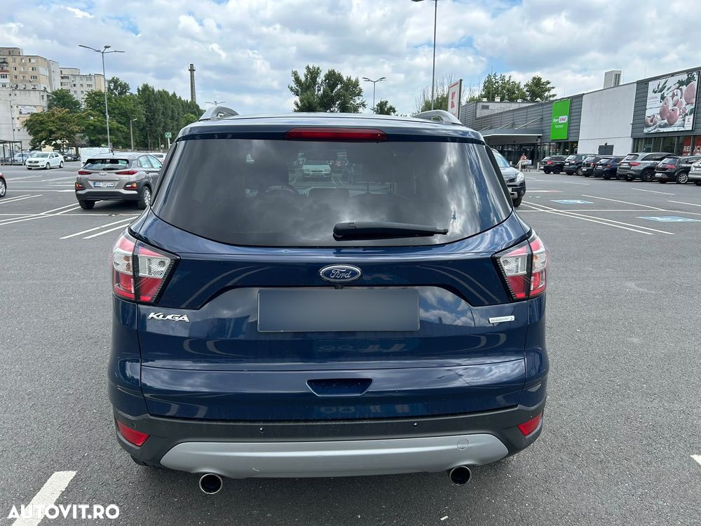 Ford Kuga - 3