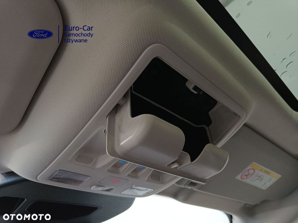 Ford Kuga - 23