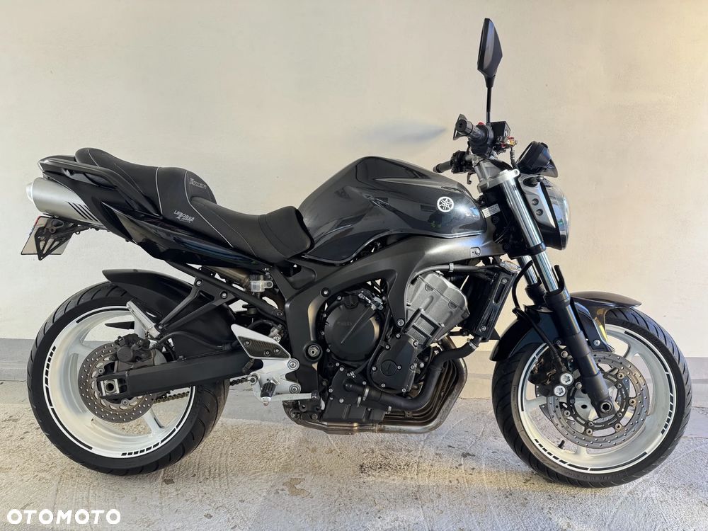 Yamaha FZ6 - 5
