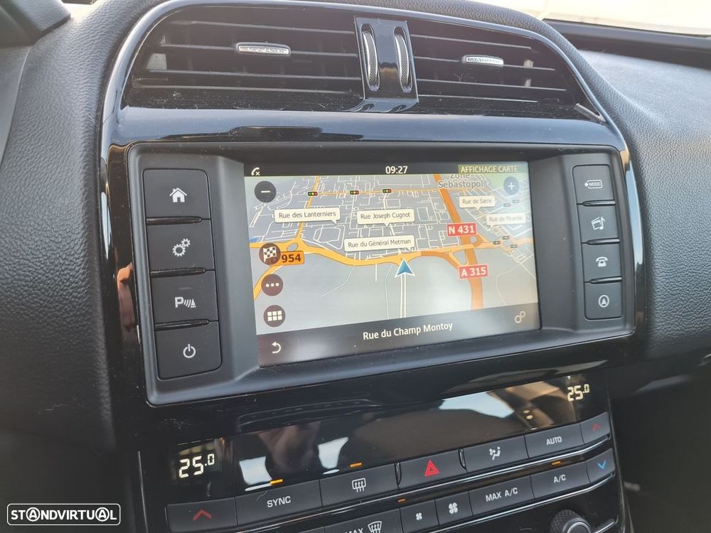 Jaguar XE 2.0 D Prestige Aut. - 6