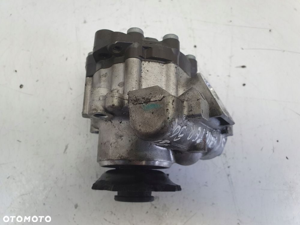 Mercedes Sprinter 906 2.2 CDI POMPA WSPOMAGANIA A0064667801 - 2