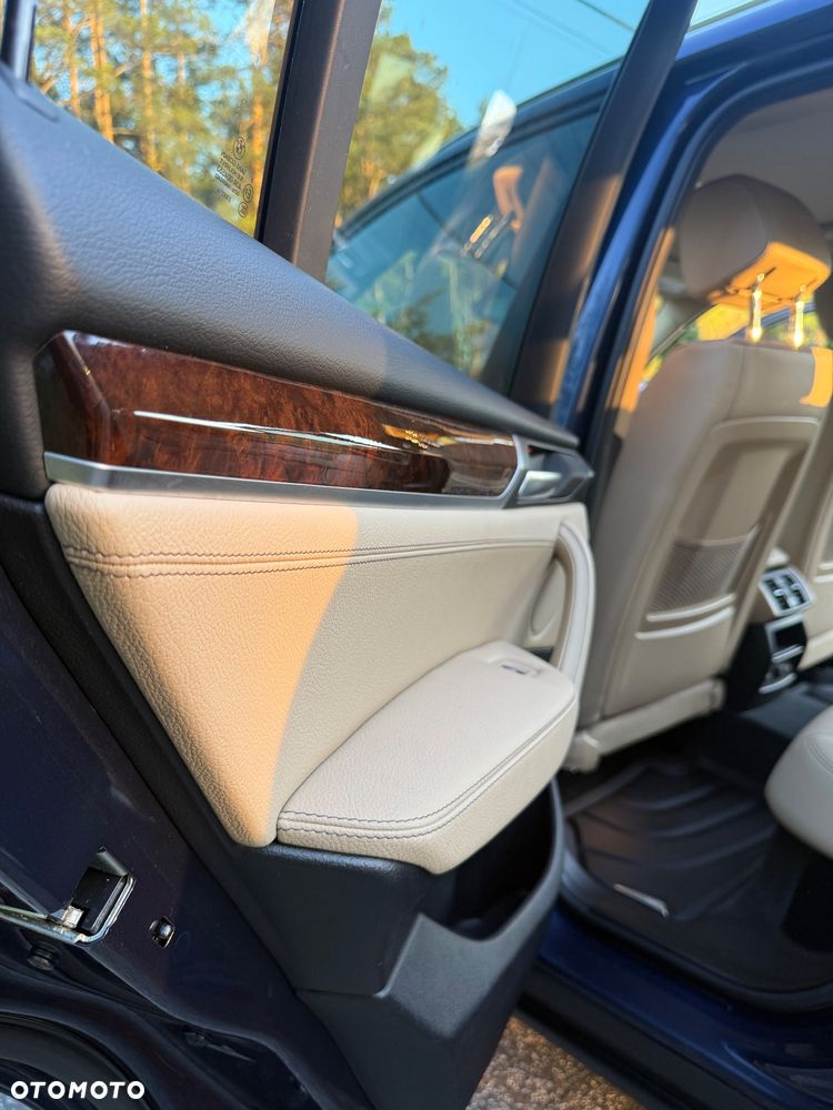 BMW X3 xDrive28i xLine - 23