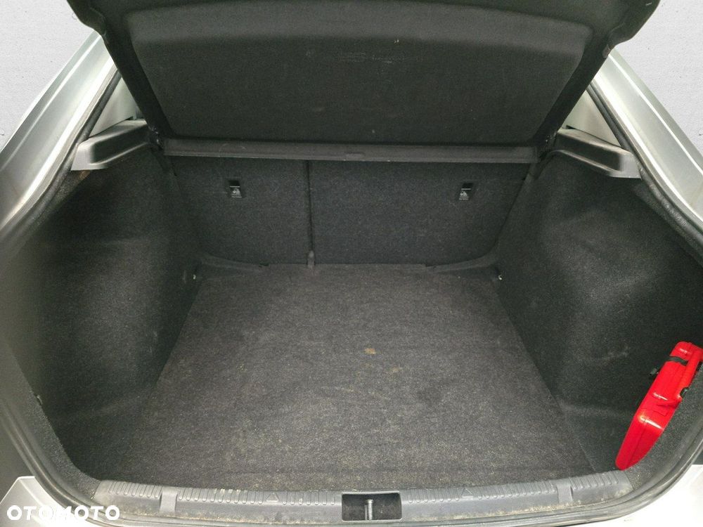 Skoda RAPID 1.0 TSI Ambition - 13