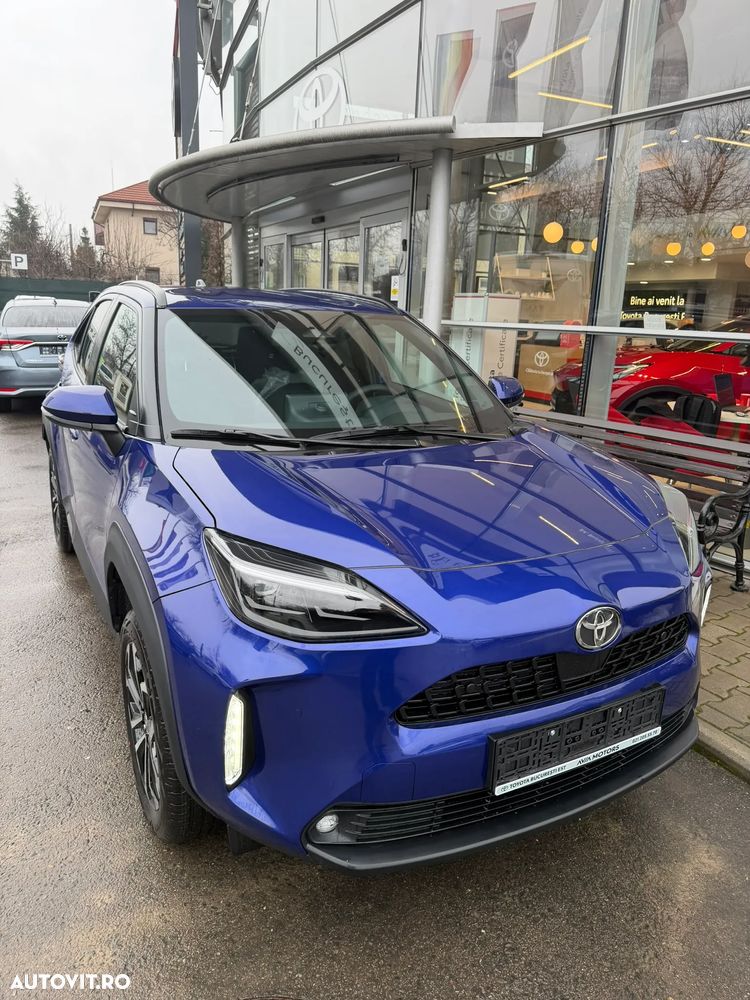 Toyota Yaris Cross 1.5 VVT-i HSD 116 4x2 HEV Dynamic - 3