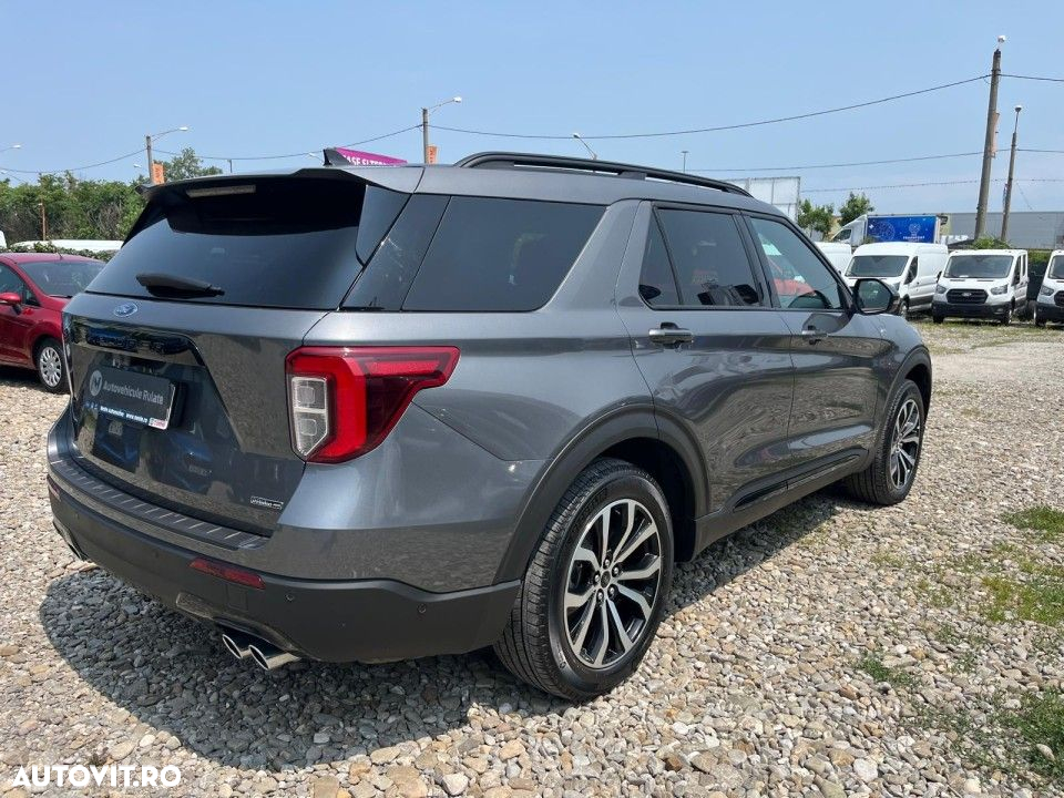 Ford Explorer - 5