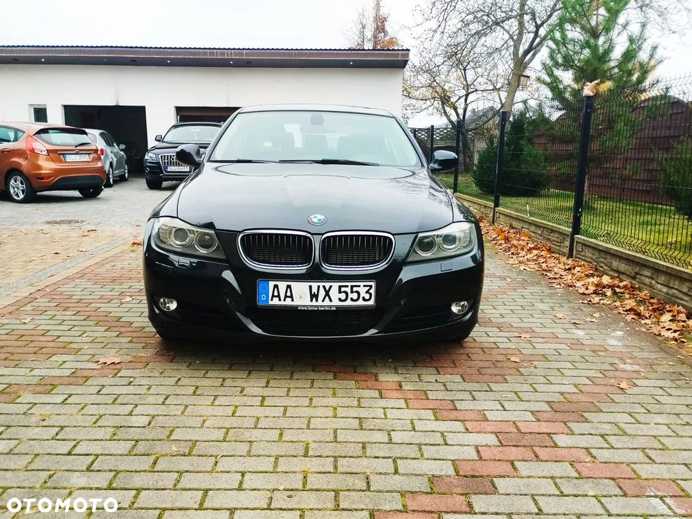 BMW Seria 3 320d - 34