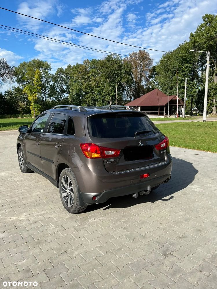 Mitsubishi ASX - 4