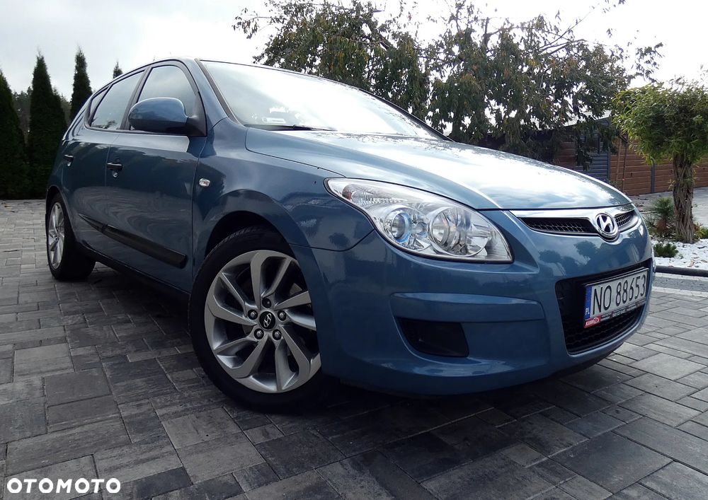 Hyundai i30 1.4 Comfort World Cup - 16