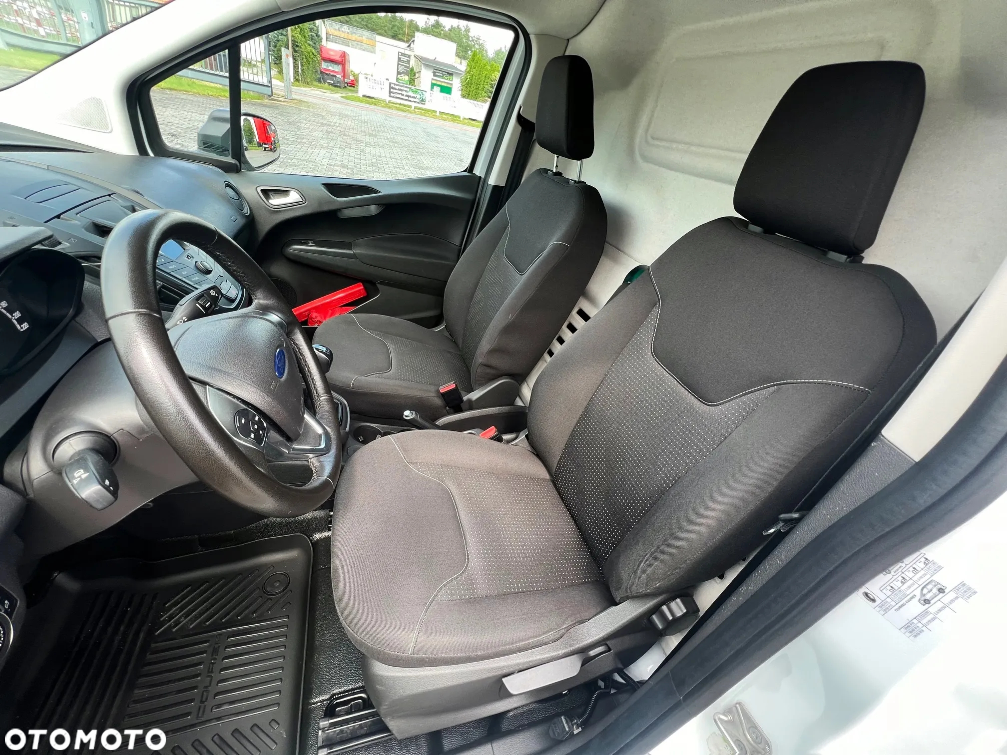 Ford Transit Courier Chłodnia/Izoterma 2021/2020 Salon PL, Jeden Właściciel - 11
