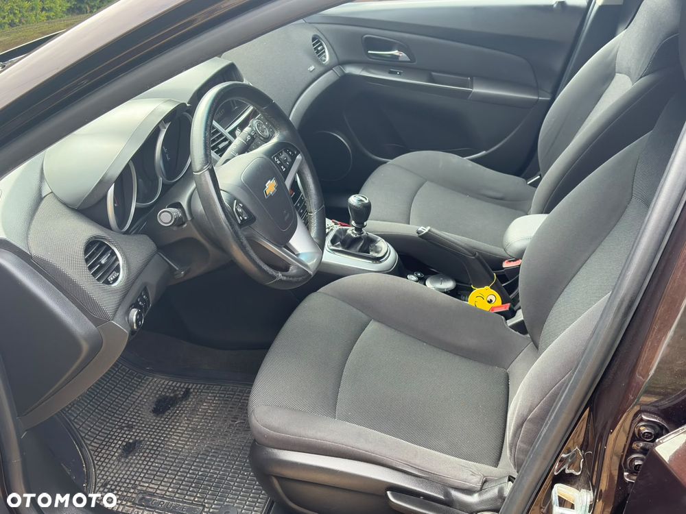 Chevrolet Cruze 1.8 LT - 8
