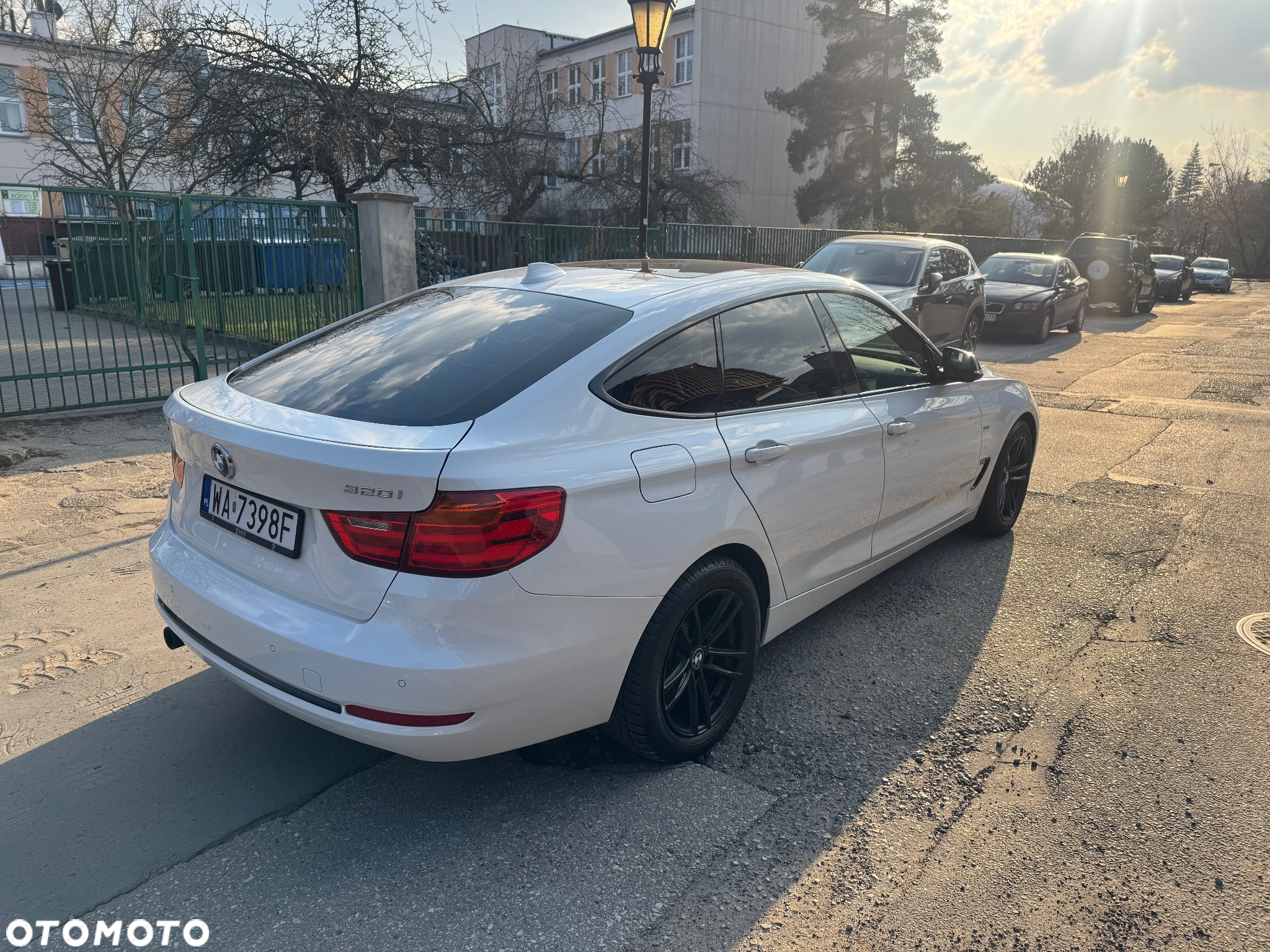 BMW Seria 3 320i Sport Line - 11