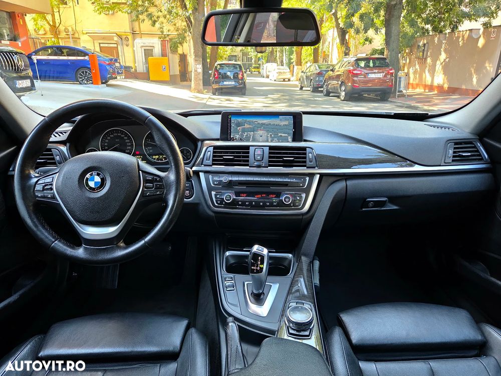 BMW Seria 3 320d Touring Aut. Efficient Dynamics Edition Blue Perf. Luxury Line - 14
