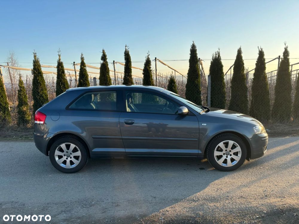 Audi A3 3-drzwiowe 1.4 TFSI Ambiente - 10