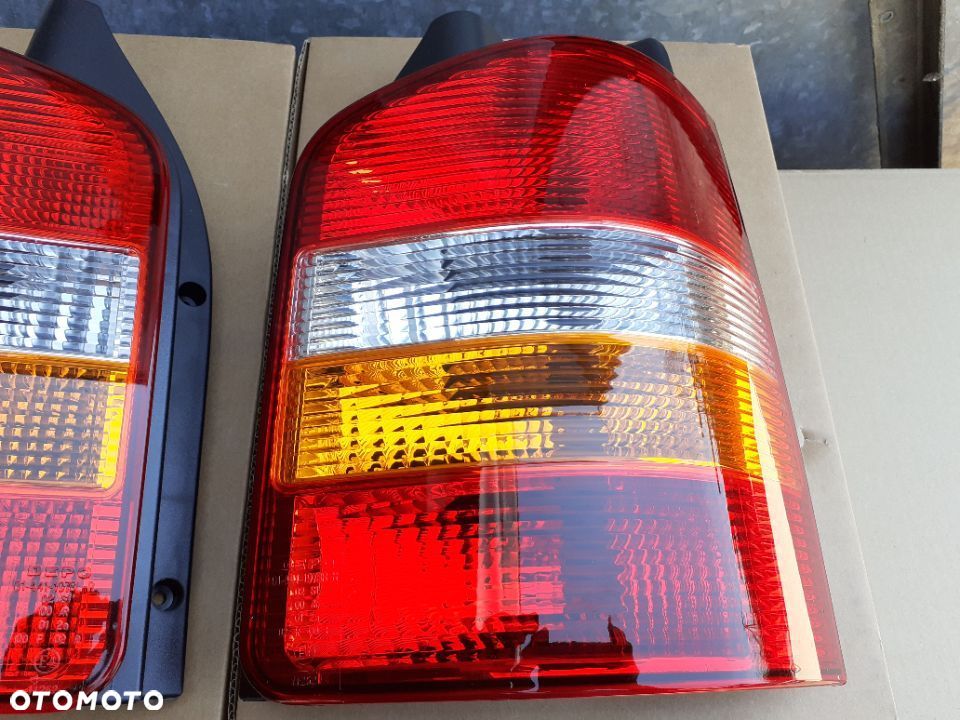 LAMPA TYLNA LEWA LUB PRAWA VW TRANSPORTER T5 NOWA - 4
