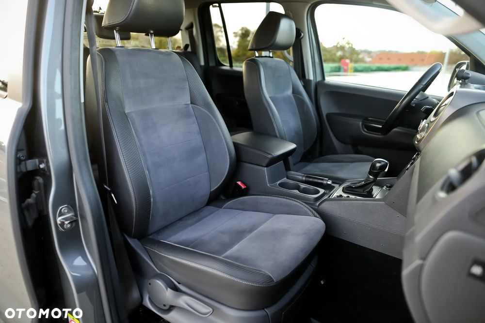 Volkswagen Amarok 2.0 BiTDI Autm Dark Label - 24