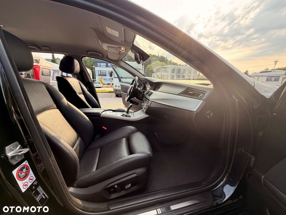 BMW Seria 5 520d - 16