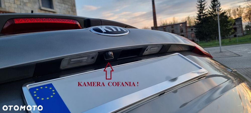 Kia Carens 1.6 GDI Dream Team Edition - 24