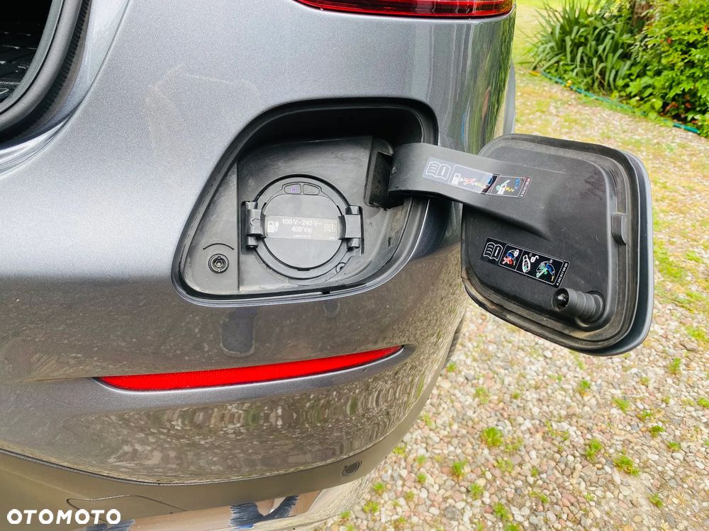 Mercedes-Benz GLC 300 e 4-Matic - 18